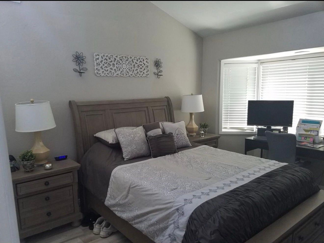 4875 Harbinson Ave photo 4