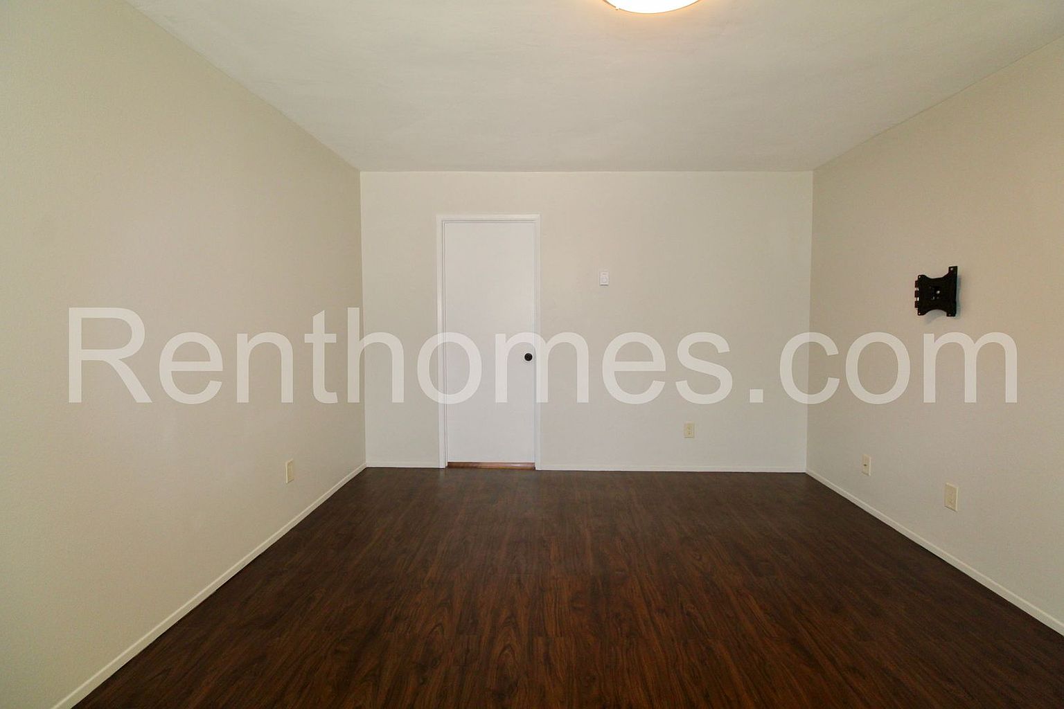 8150 Lemon Ave photo 4