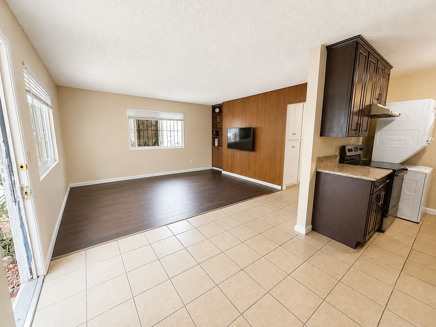 4267 44th St photo 2