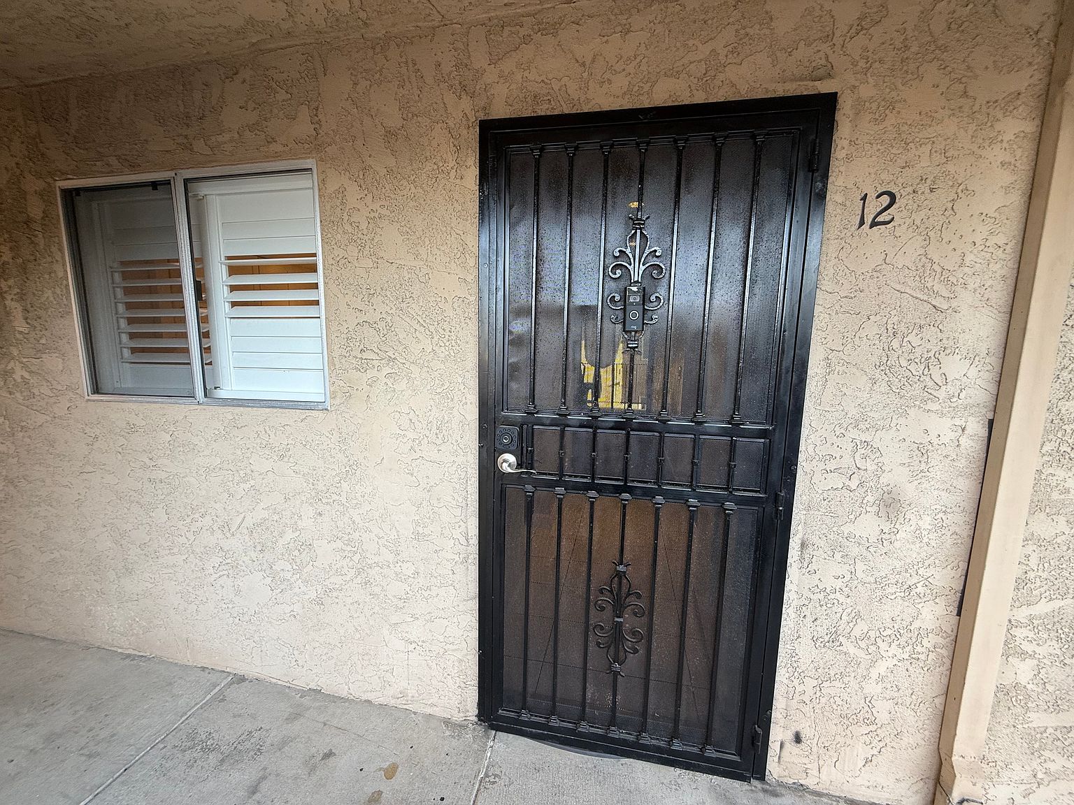 4240 Menlo Ave photo 3