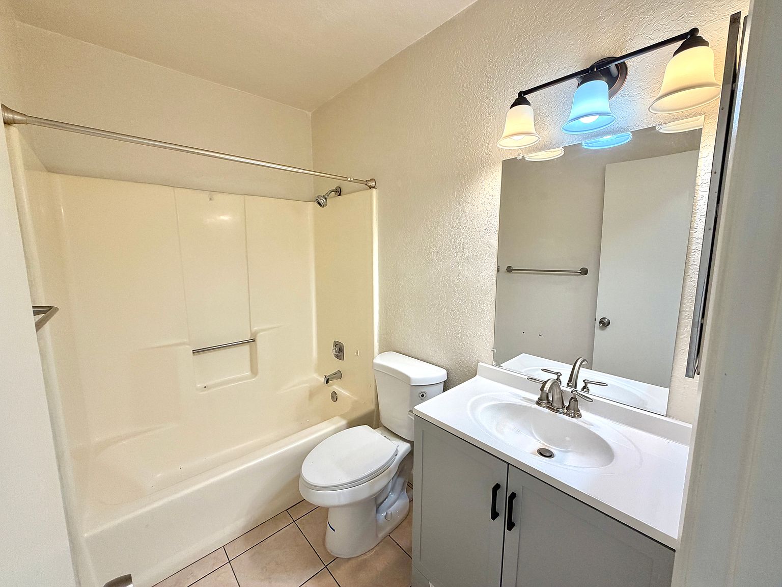 4080 Van Dyke Ave photo 4