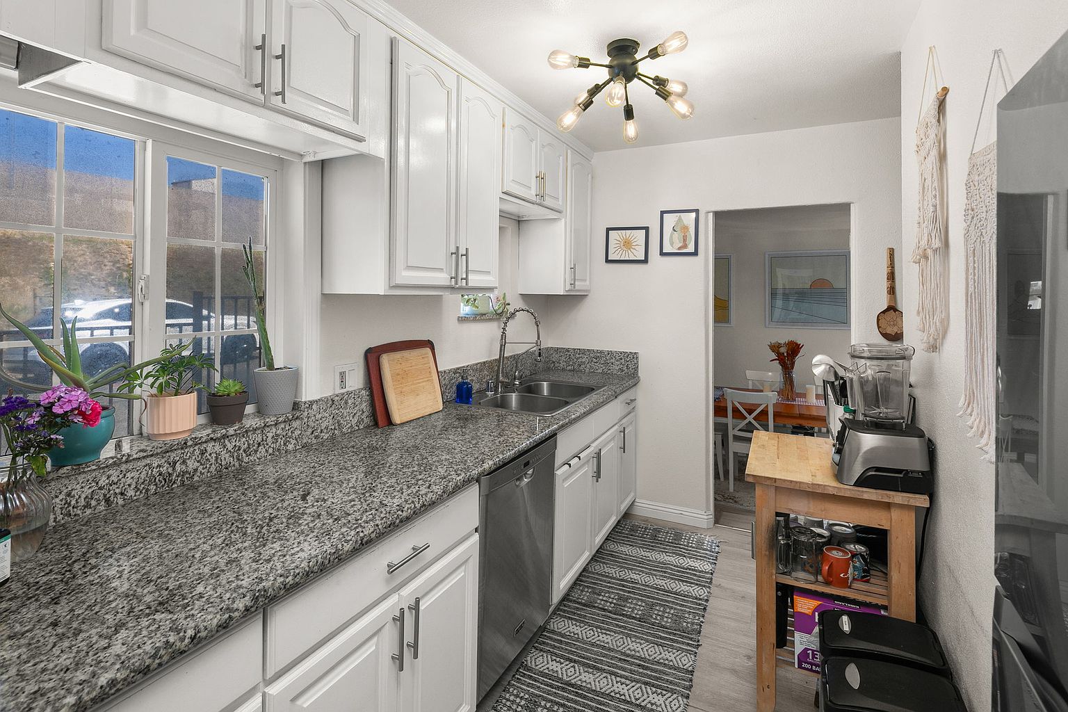 4863 Polk Ave photo 4