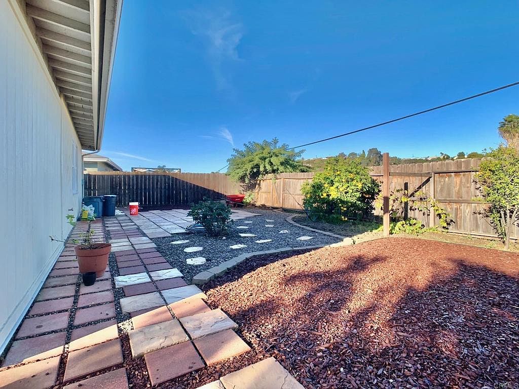 6090 Rock St photo 3