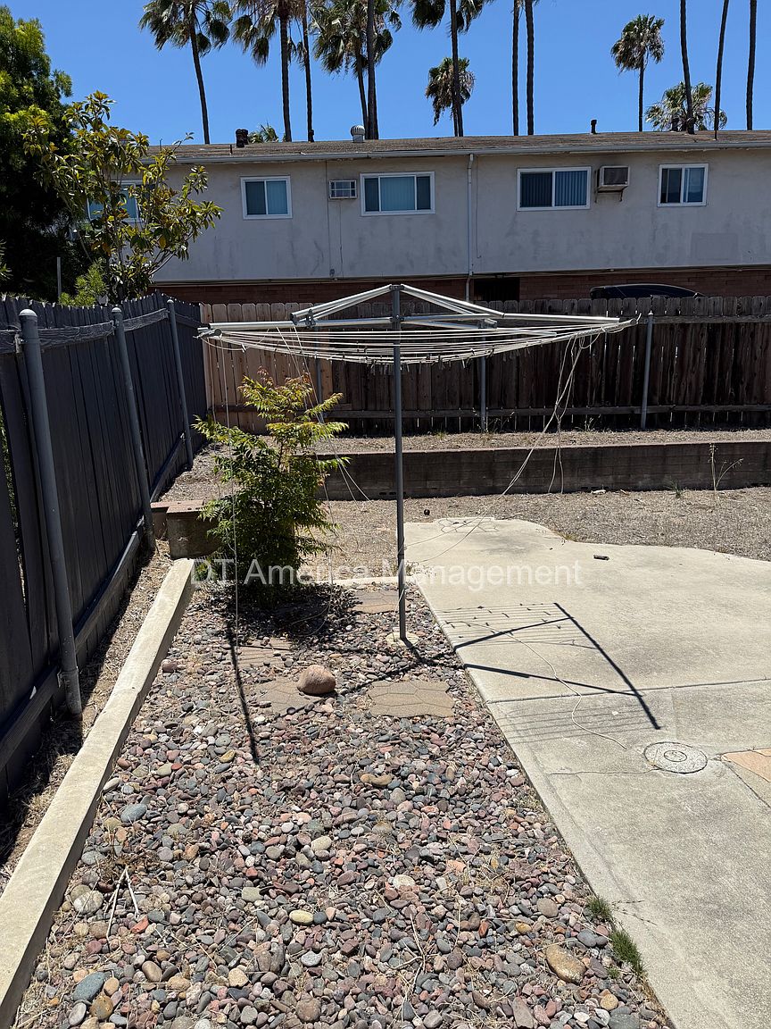 6405 Zena Dr photo 5
