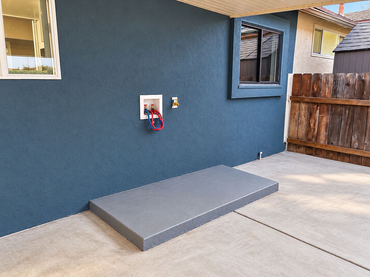 3111 Chateau Way photo 5