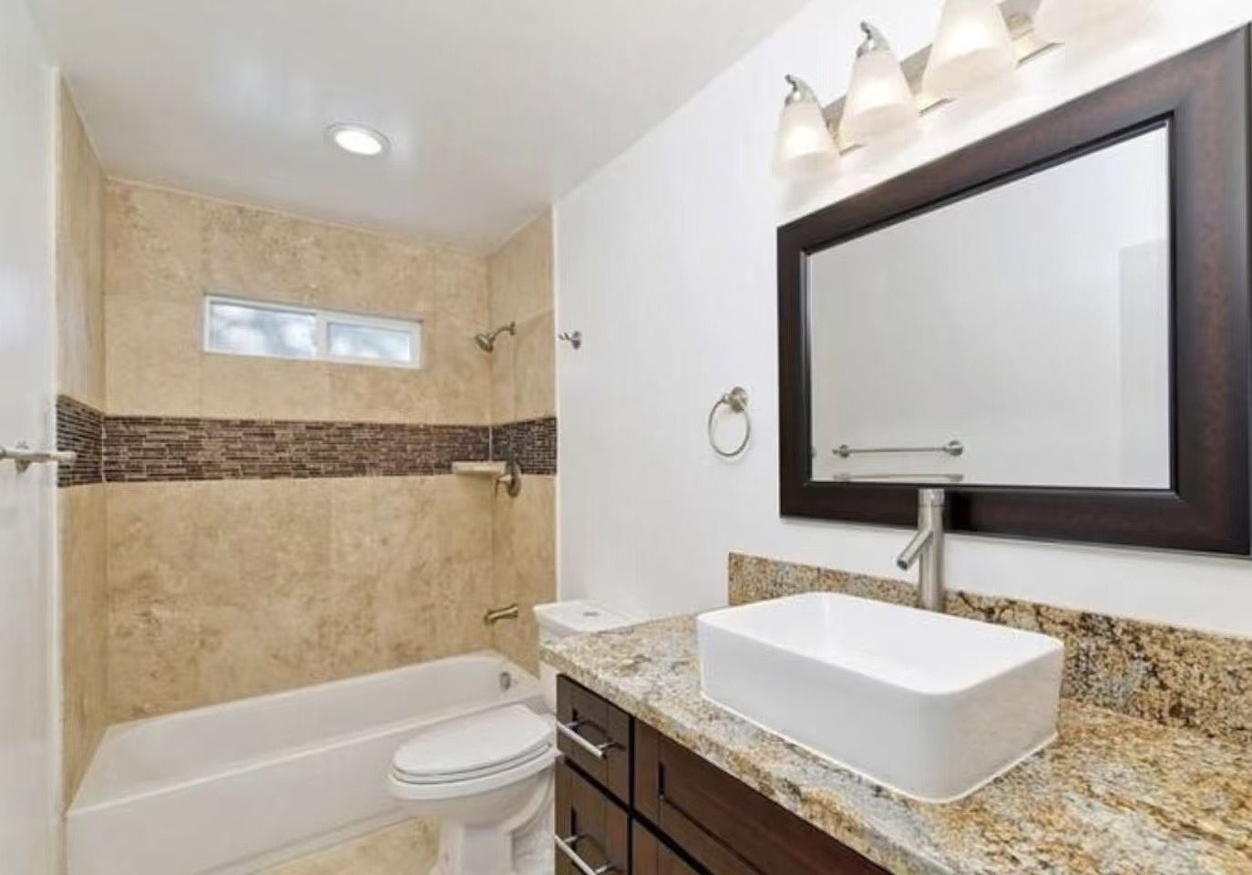 757 Carlow Way photo 2