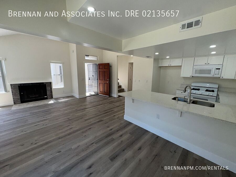 1130 Sumner Ave photo 5