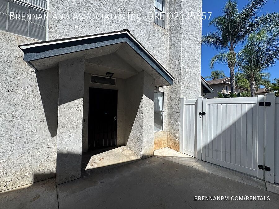 1130 Sumner Ave photo 2