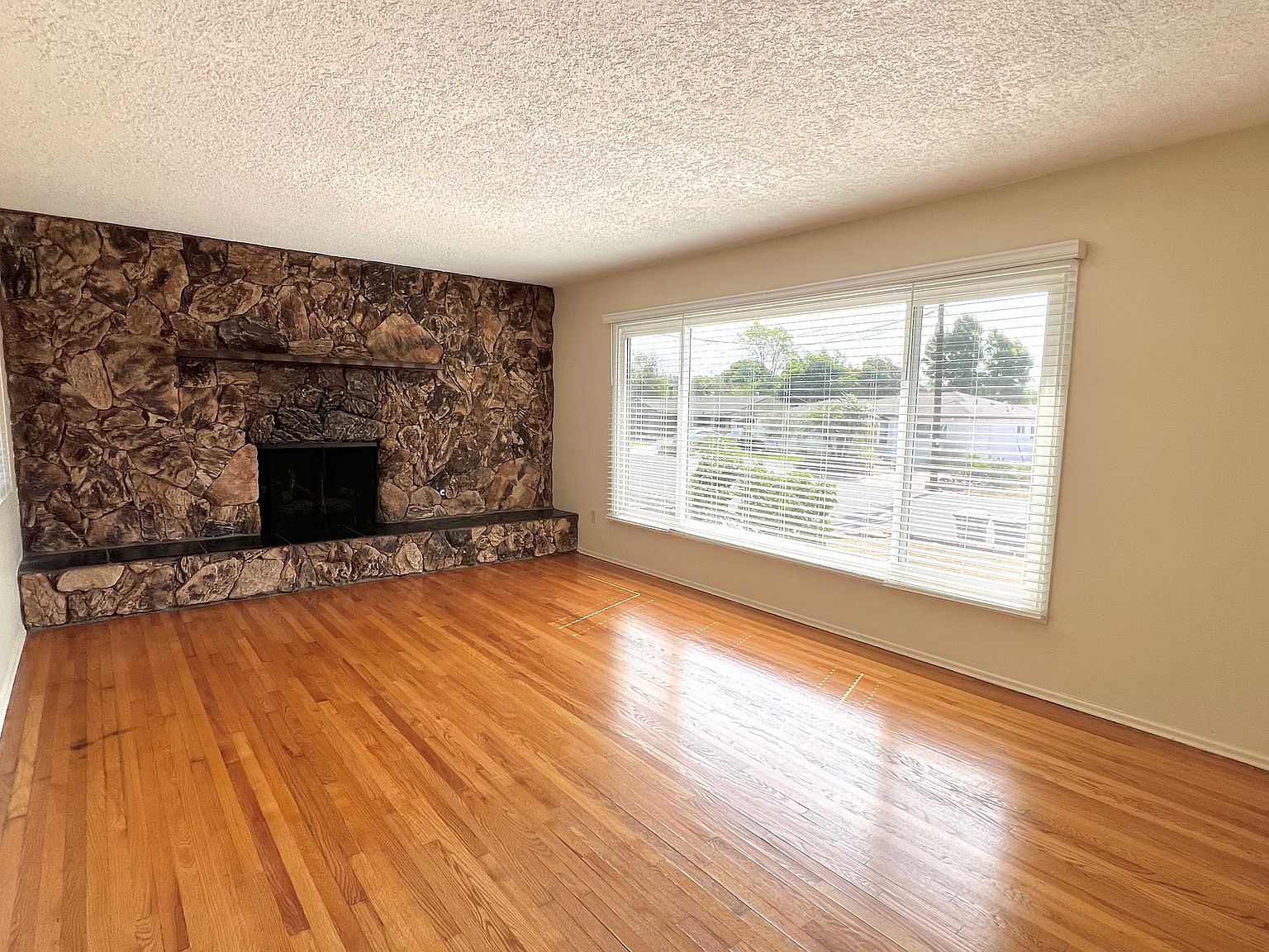 6320 Blanchard Rd photo 2