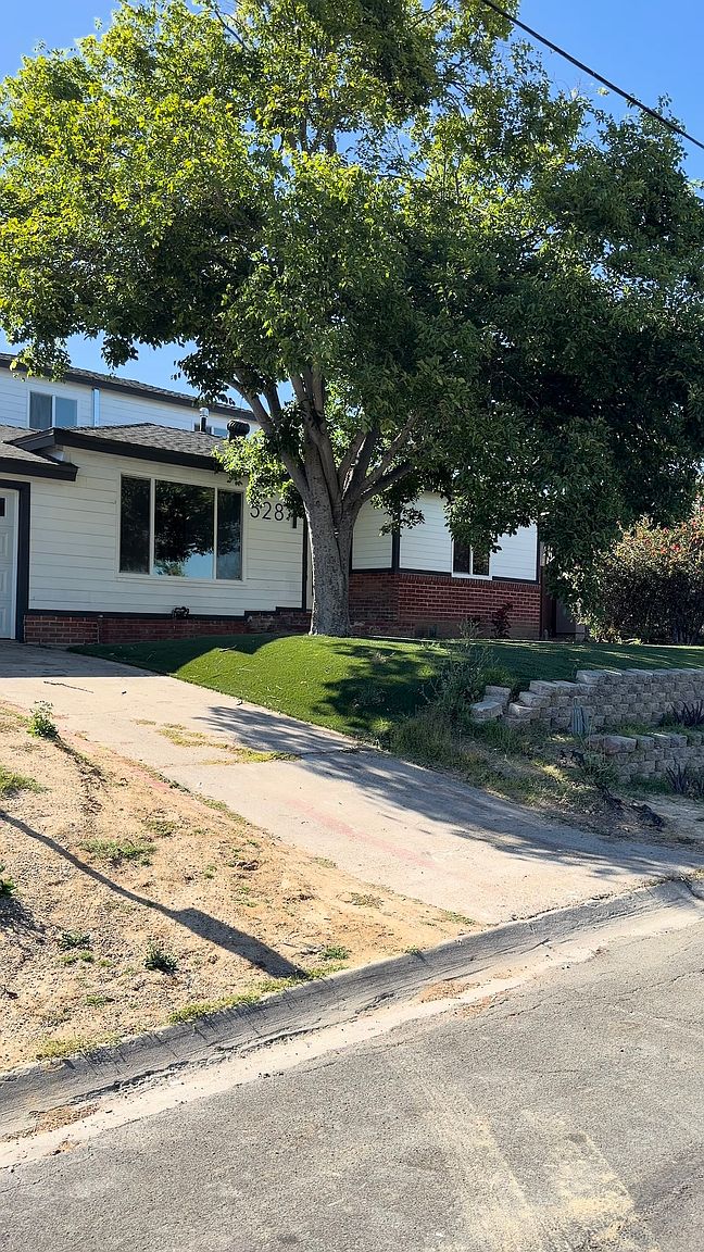 528 N Cuyamaca St N photo 2