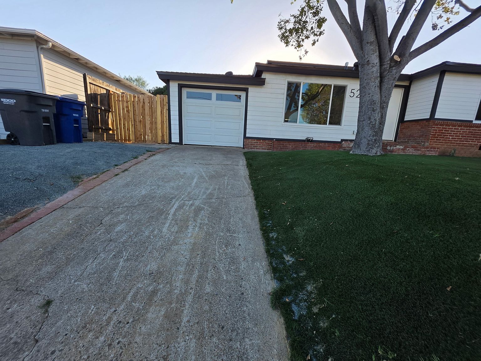 528 N Cuyamaca St N photo 3
