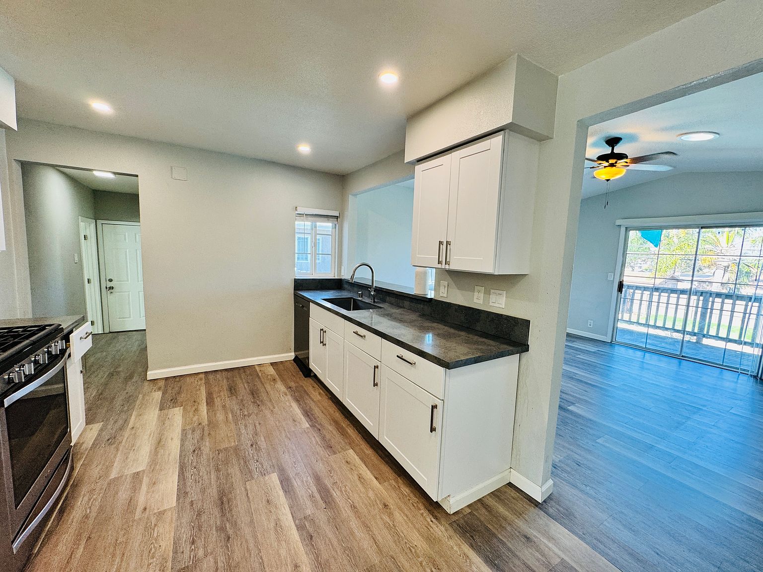 459 N Cuyamaca St N photo 4