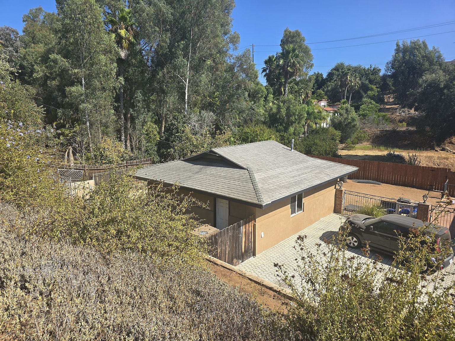10957 Horizon Hills Dr photo 2
