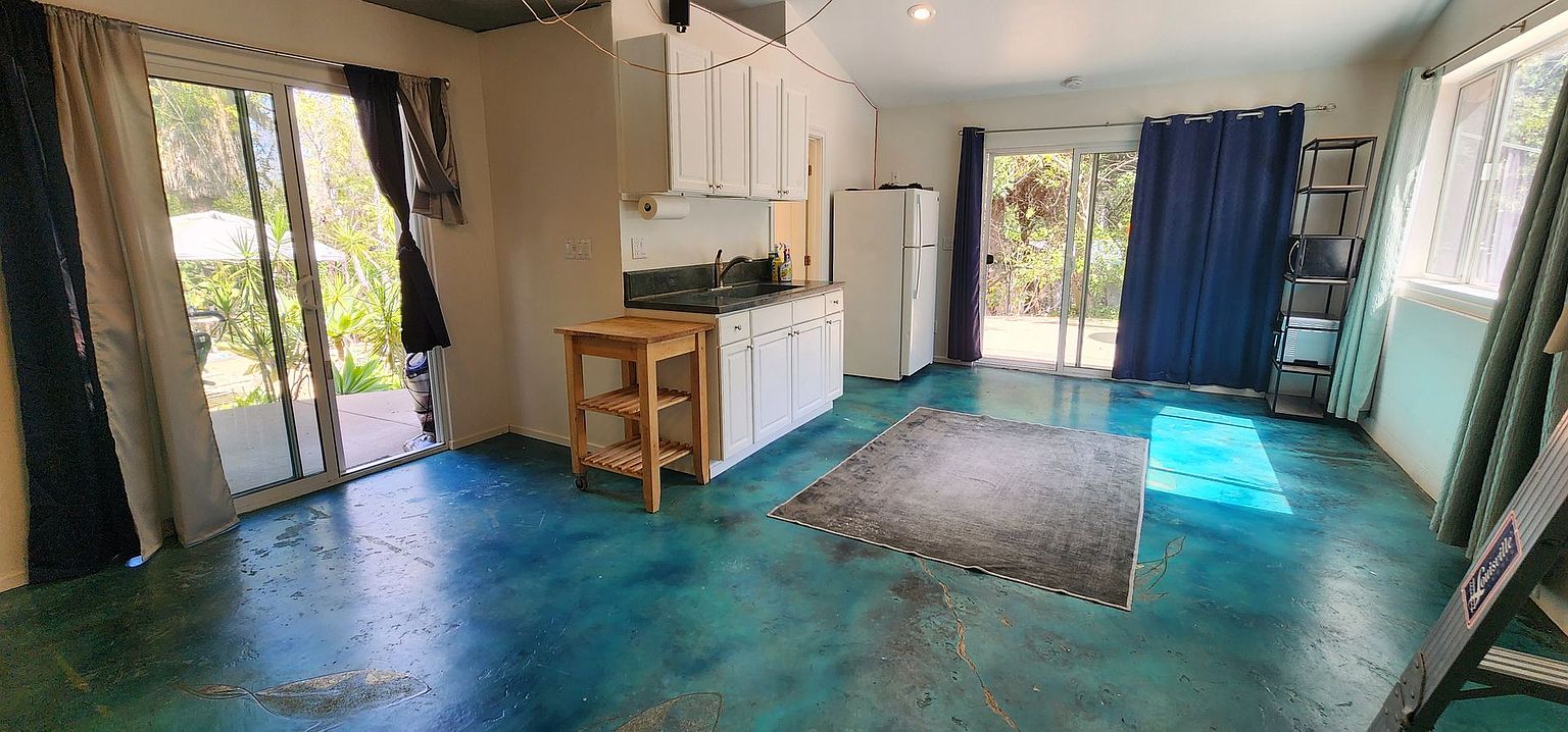 3874 American Ave photo 2