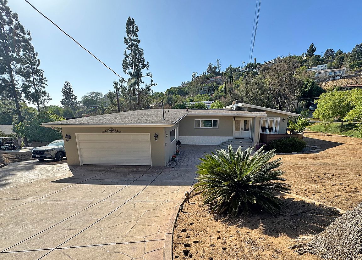 4296 Nabal Dr photo 2