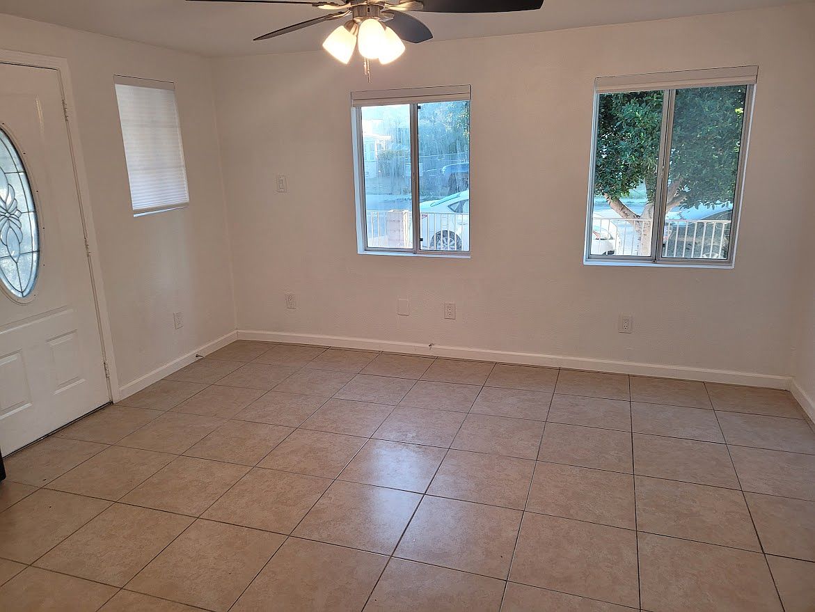 2744 Central Ave photo 2