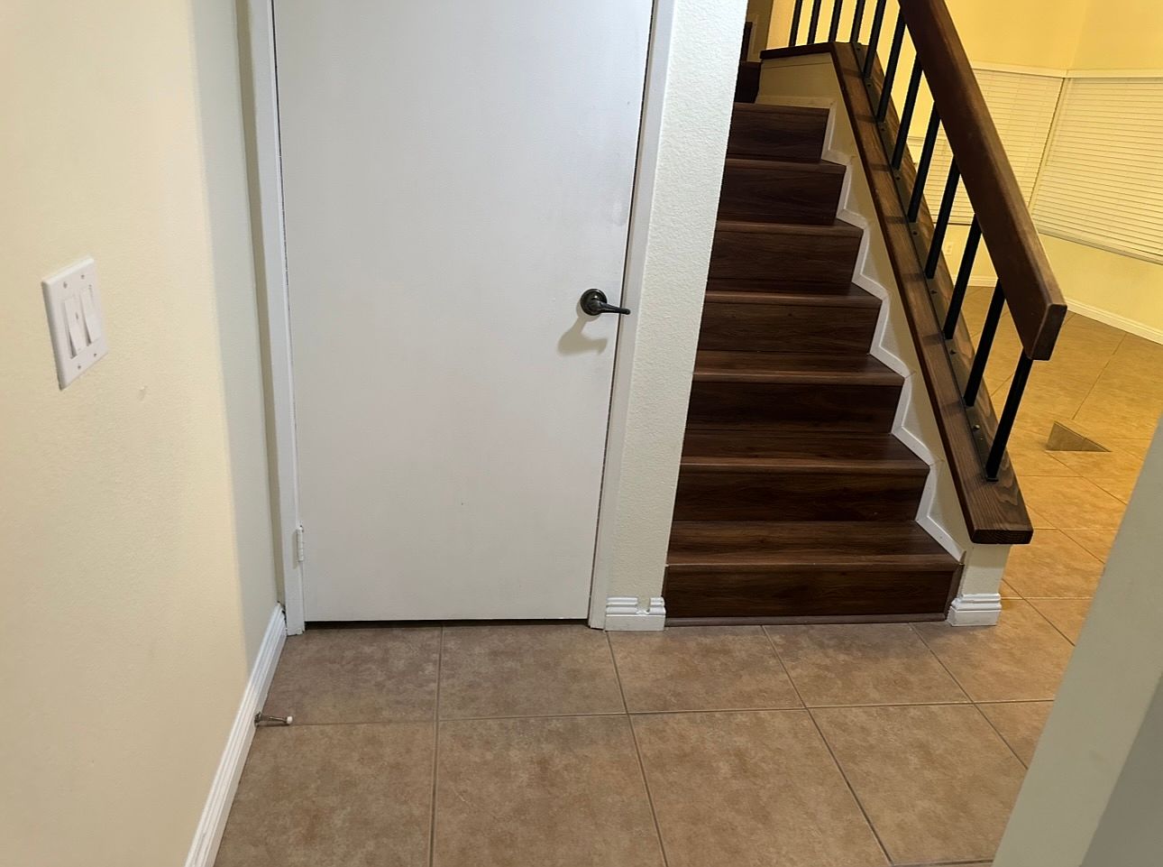 10544 Moorpark St photo 5