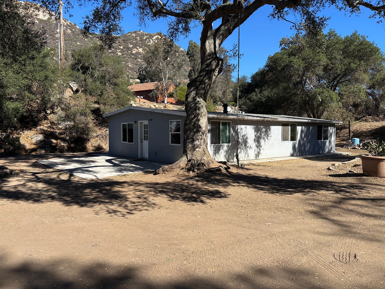 4980 La Cresta Rd photo 3
