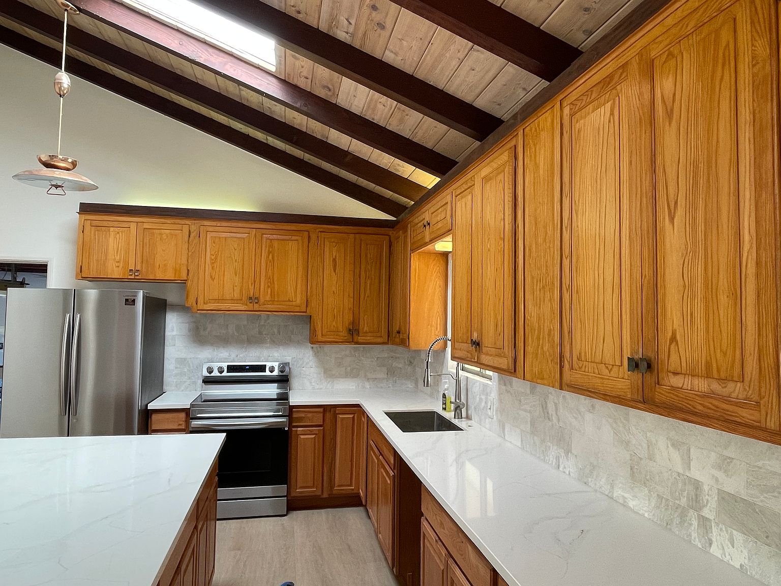 844 Singing Trails Dr photo 3