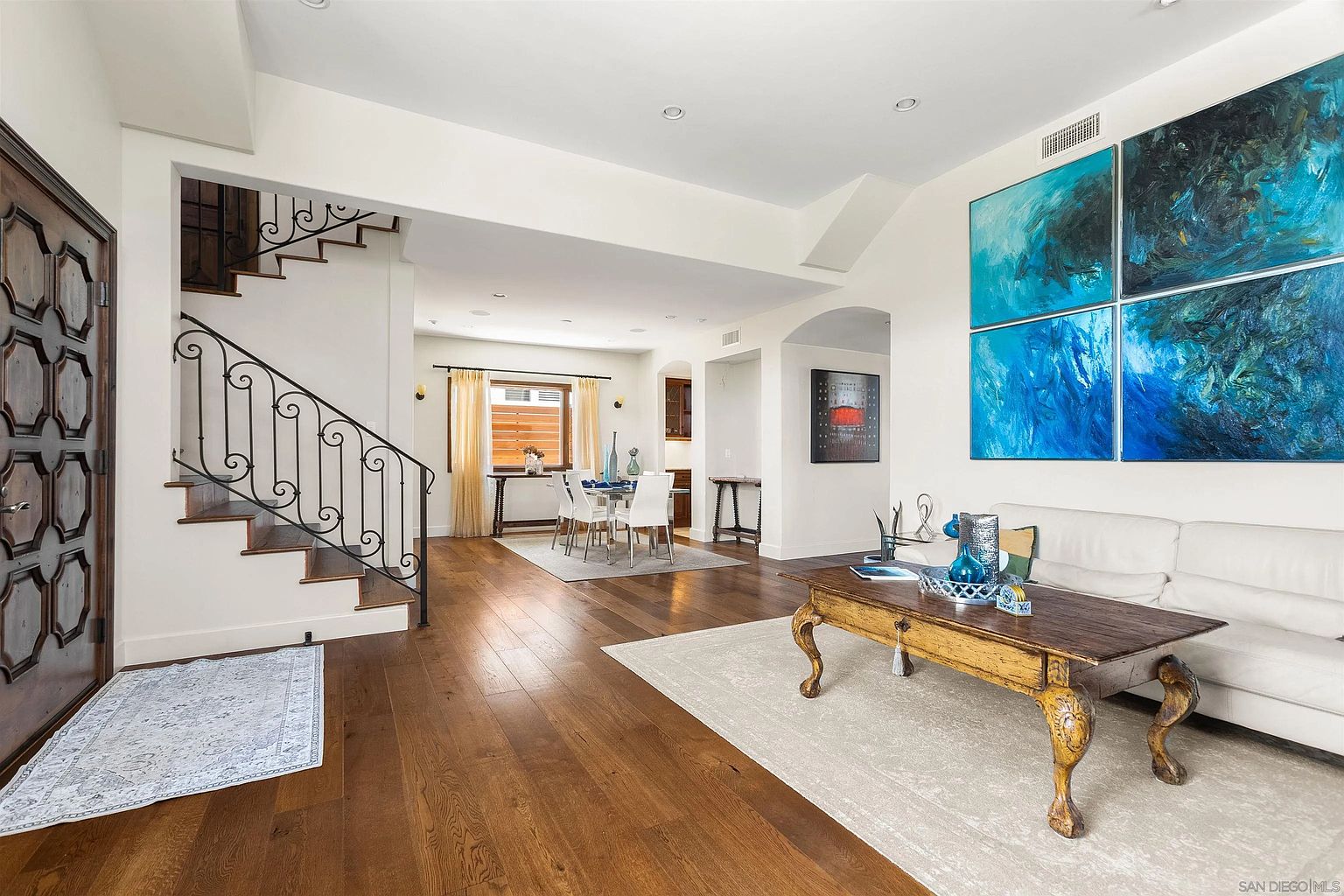 1834 Clove St photo 5