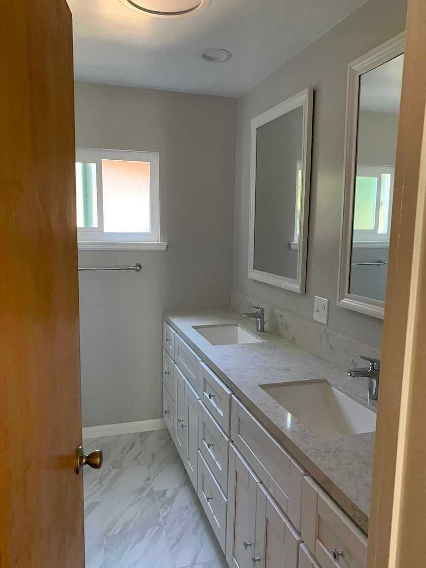 1205 Alexandria Dr photo 3