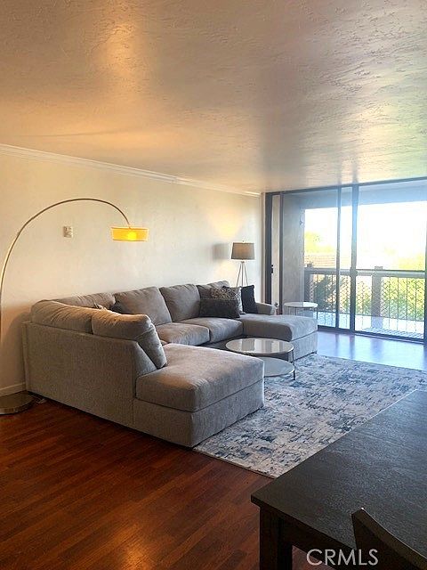 1150 Anchorage Ln photo 3