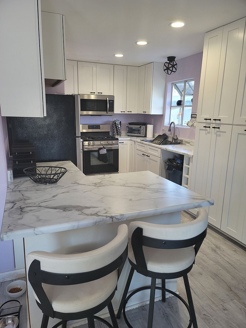 2746 Island Ave photo 5