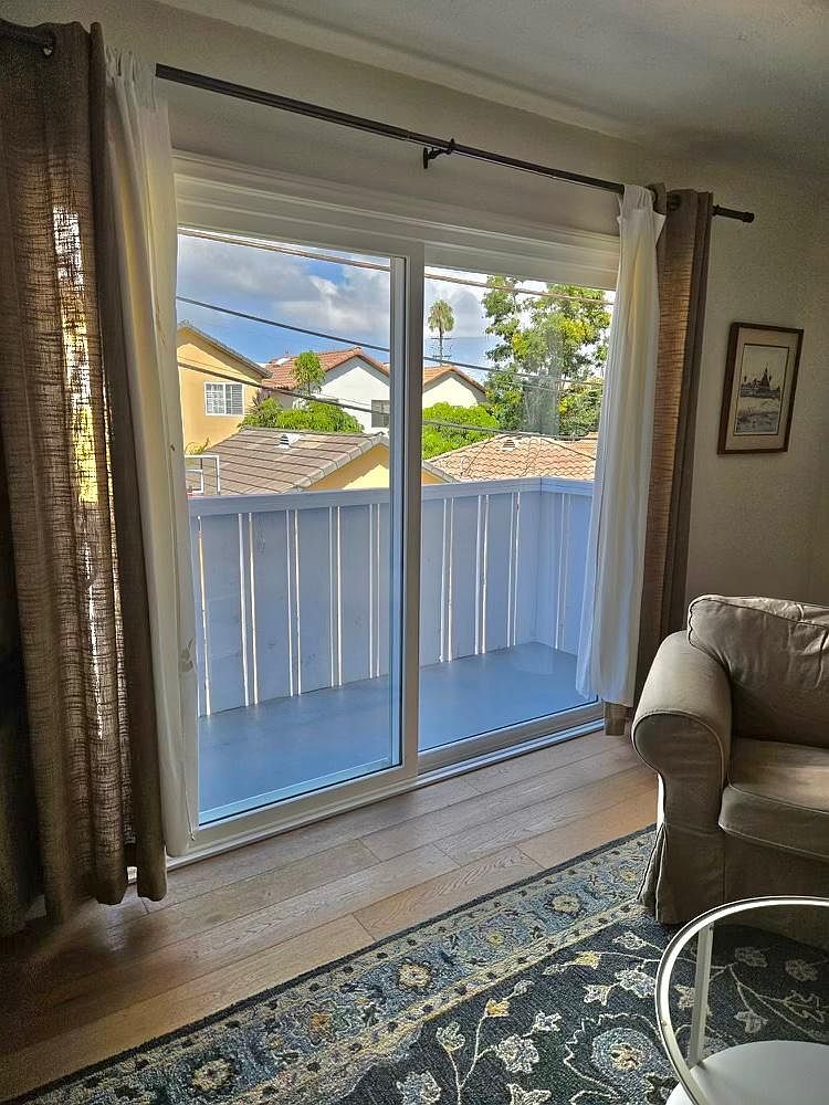 228 B Ave photo 3