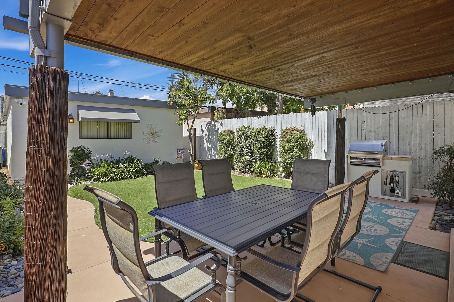 358 H Ave photo 3