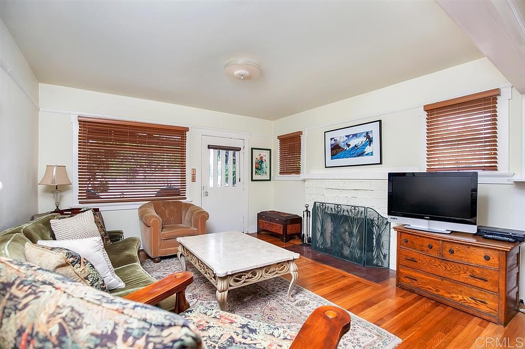 401 Alameda Blvd photo 4