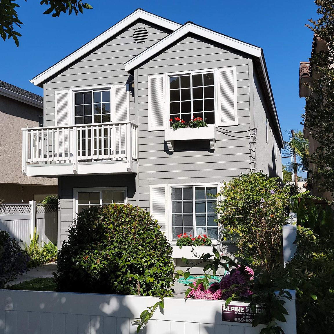 425 I Ave photo 3
