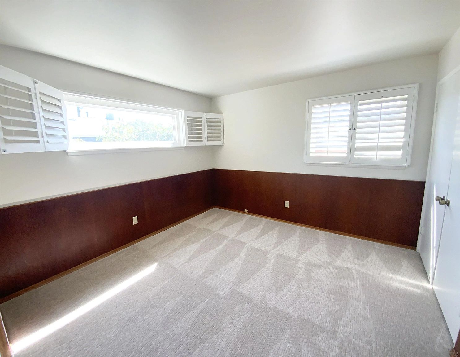 170 Acacia Way photo 3