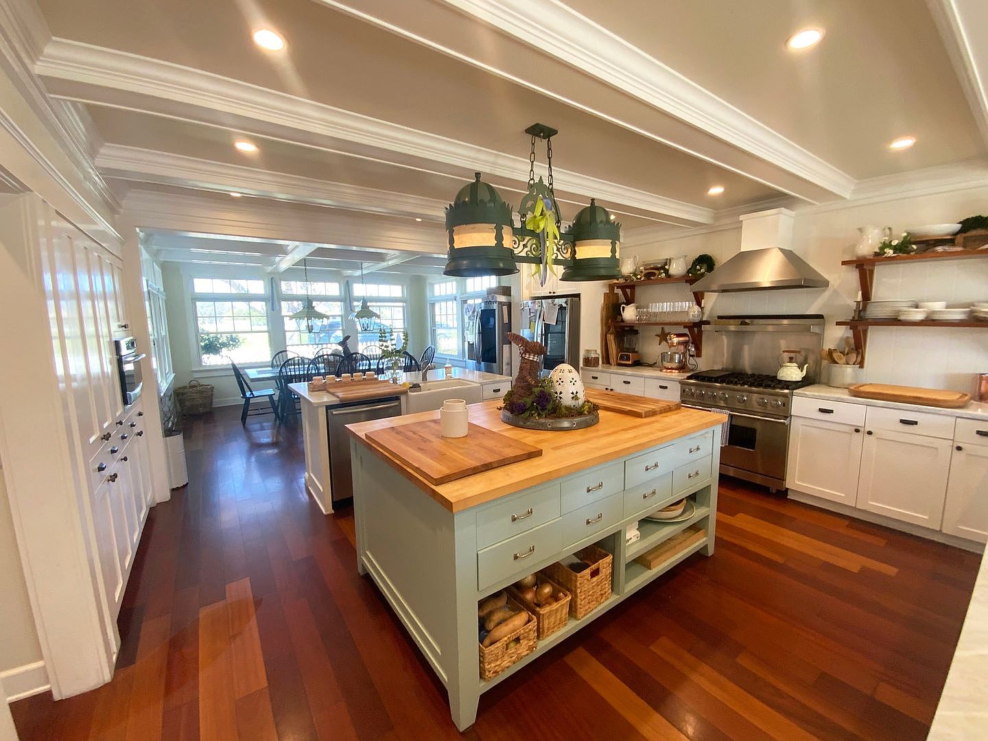 221 Ocean Dr photo 5