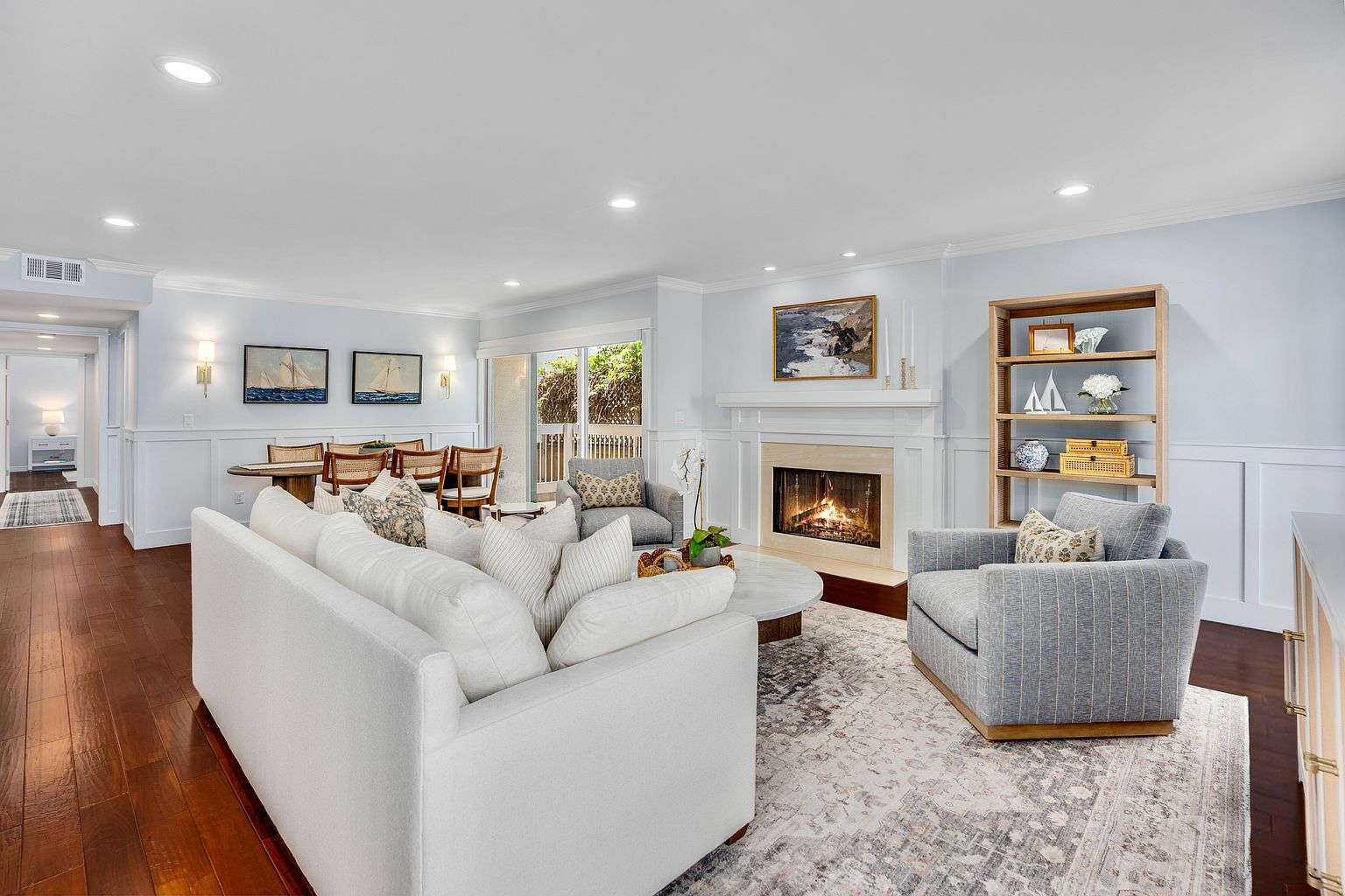 1522 Ynez Pl photo 2