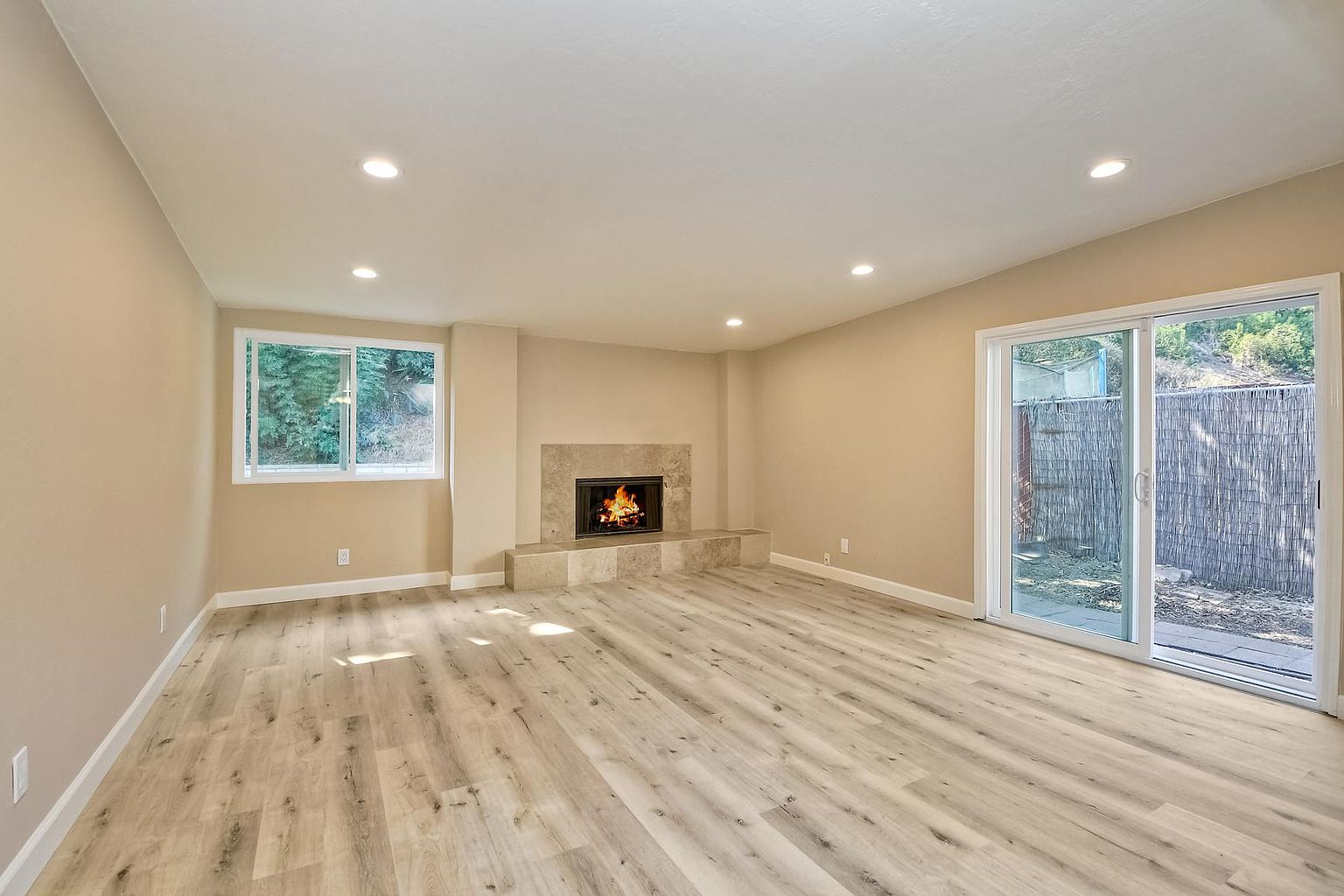 2402 Haller St photo 5