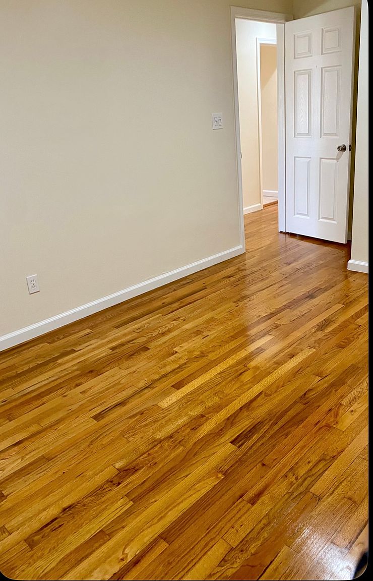 1742 Parrot St photo 2