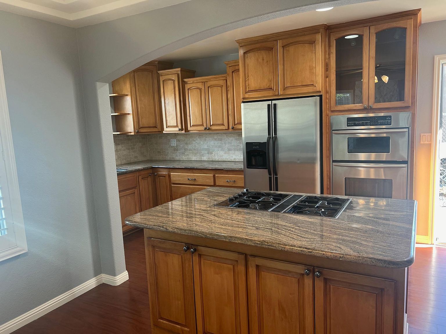 3887 Ocean View Blvd photo 3
