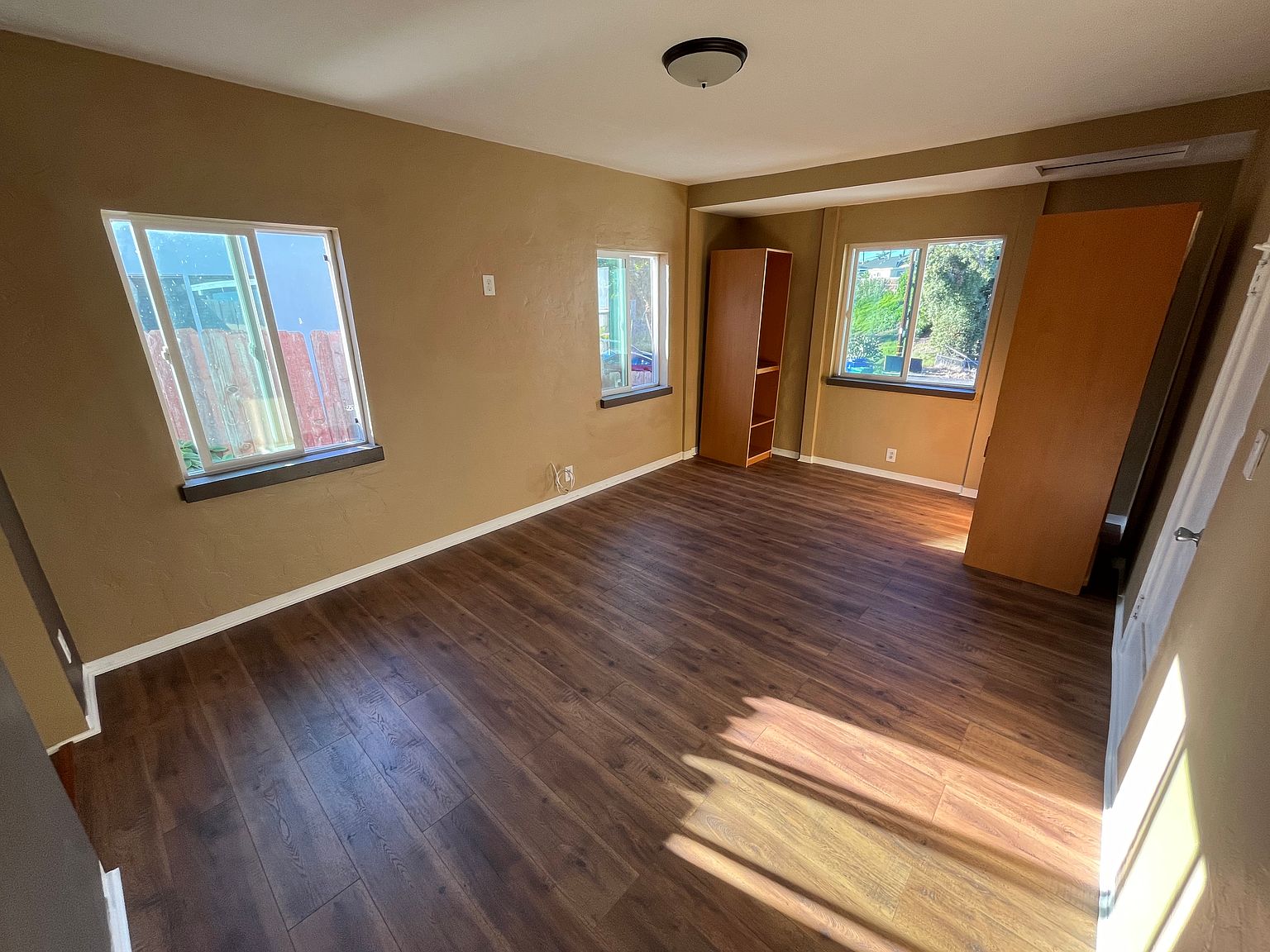 5261 San Jacinto Pl photo 3