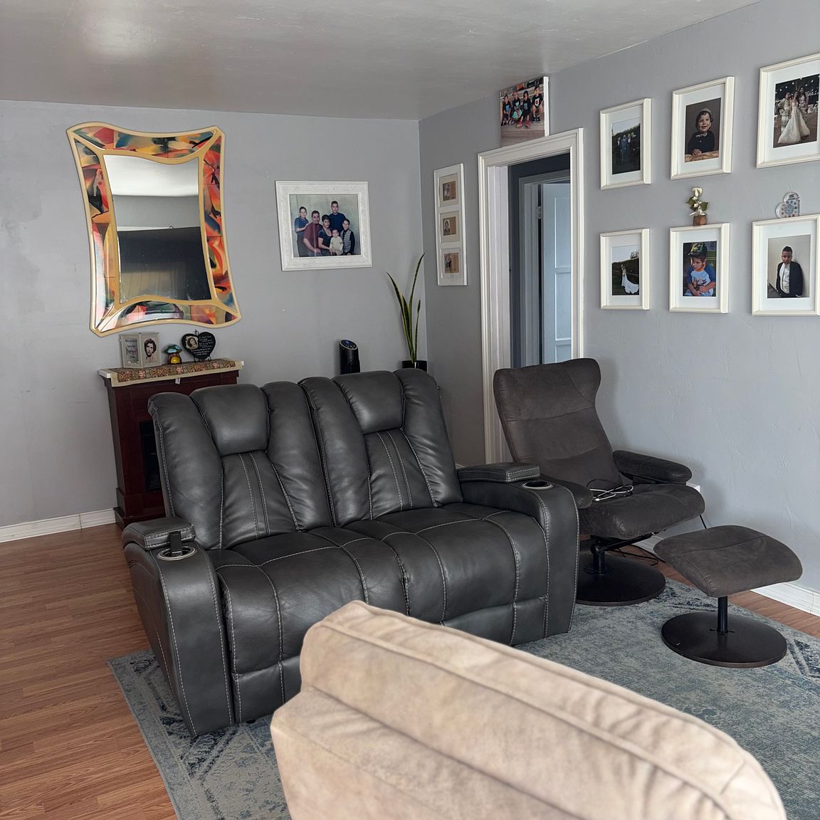 43 N Clairmont Ave photo 3
