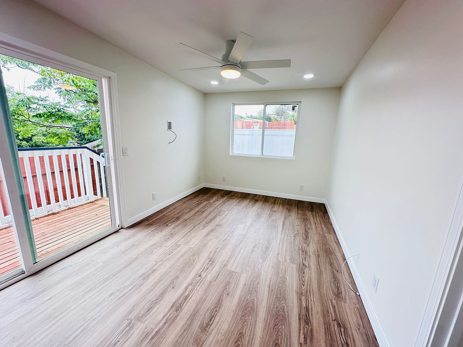 255 D St photo 5