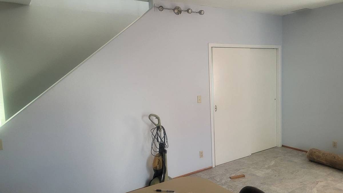 7842 Barton Dr photo 2