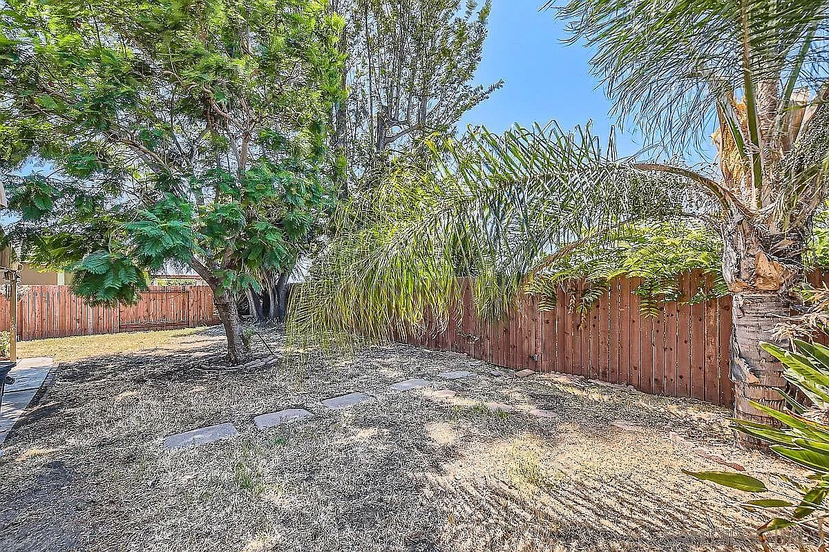 1334 Braddock St photo 2