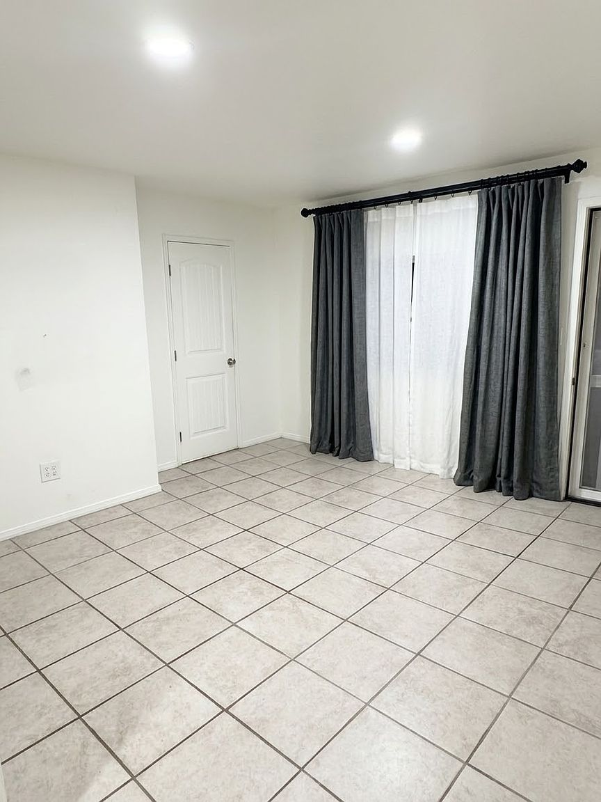 7936 Anza Dr photo 3