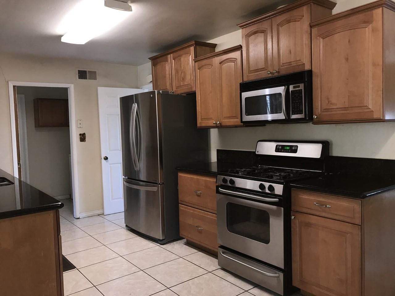 7013 La Sena Ave photo 5