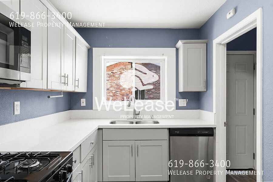 9425 Apple St photo 2