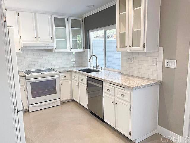 409 Windjammer Cir photo 5