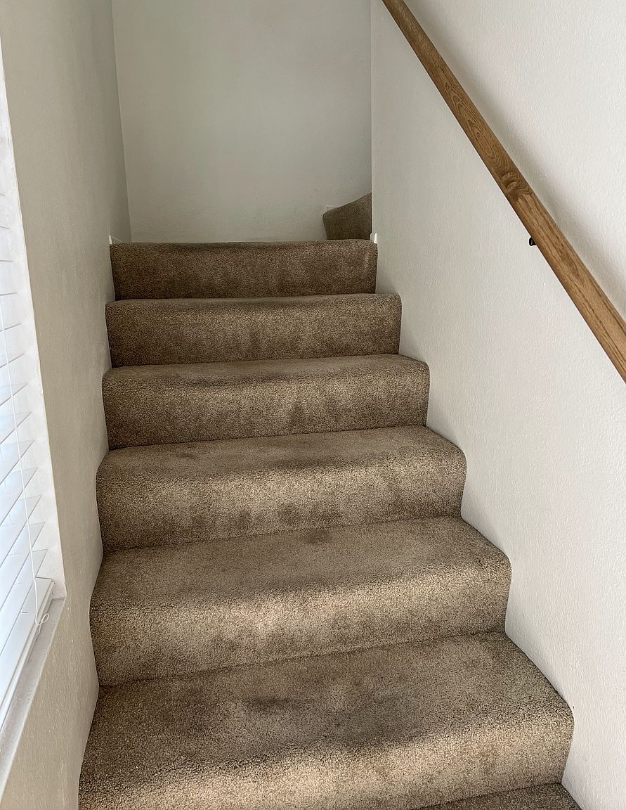 404 Sanibelle Cir photo 2