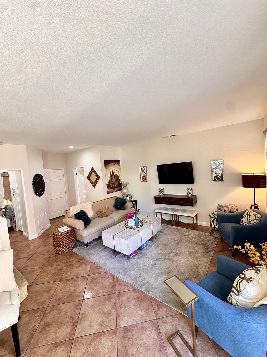2196 Lago Madero Chula Vista, CA 91914