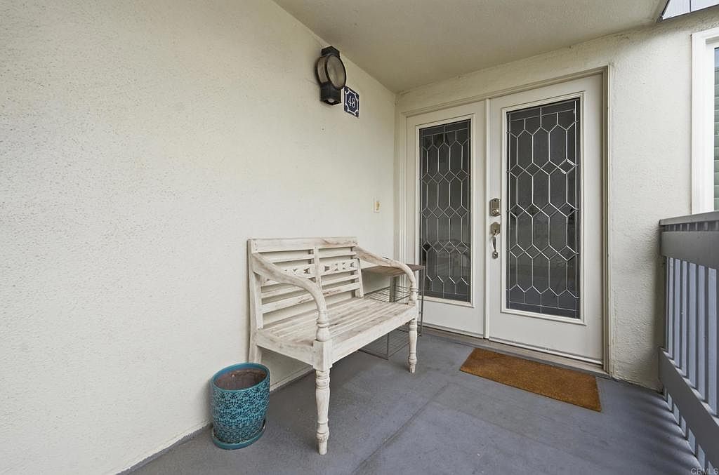 48 Antigua Ct photo 2