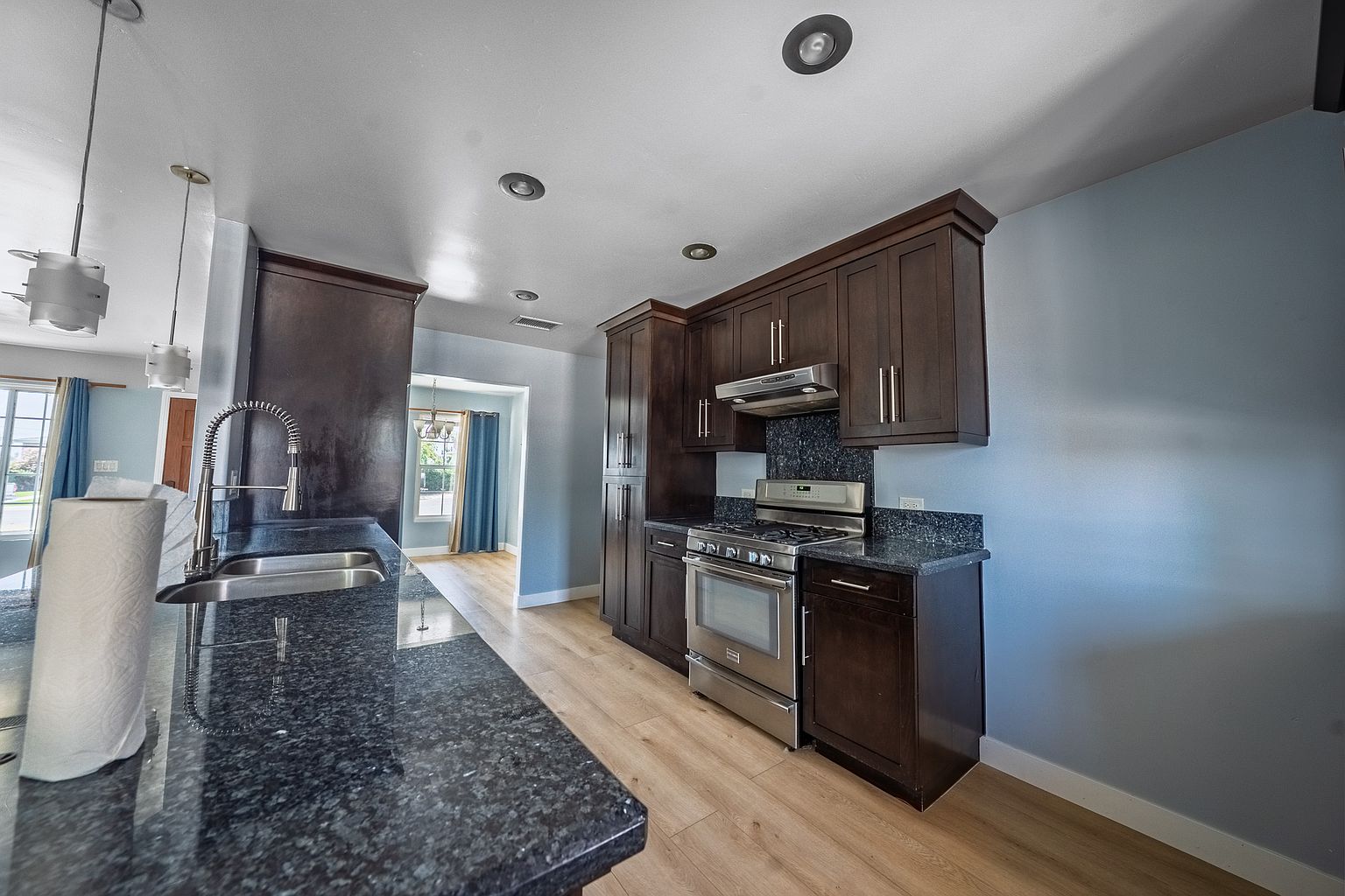 1395 Sheryl Ave photo 5